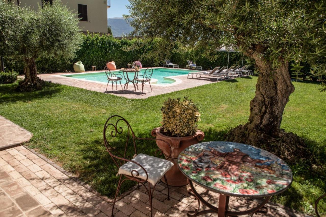 Domus Angeli Hotel Assisi Buitenkant foto