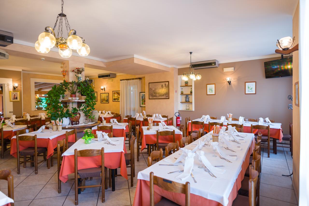 Domus Angeli Hotel Assisi Buitenkant foto